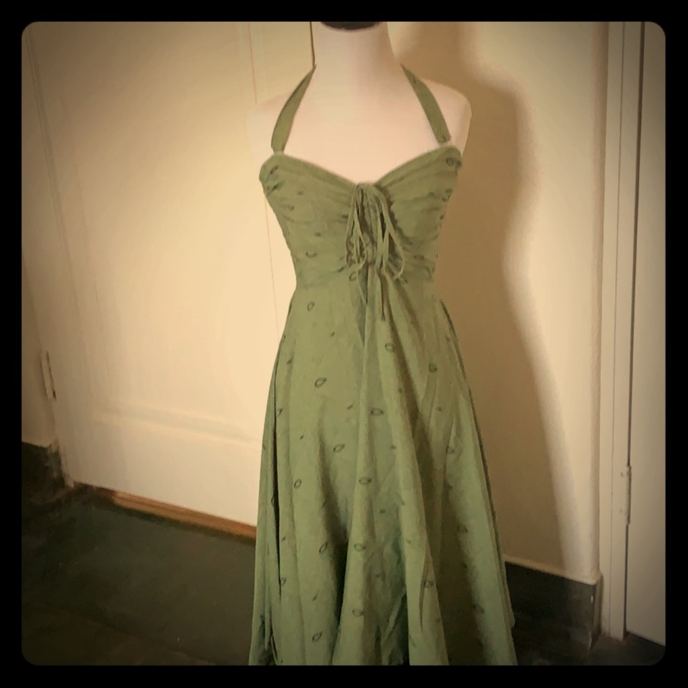 Gorgeous green halter dress + maternity